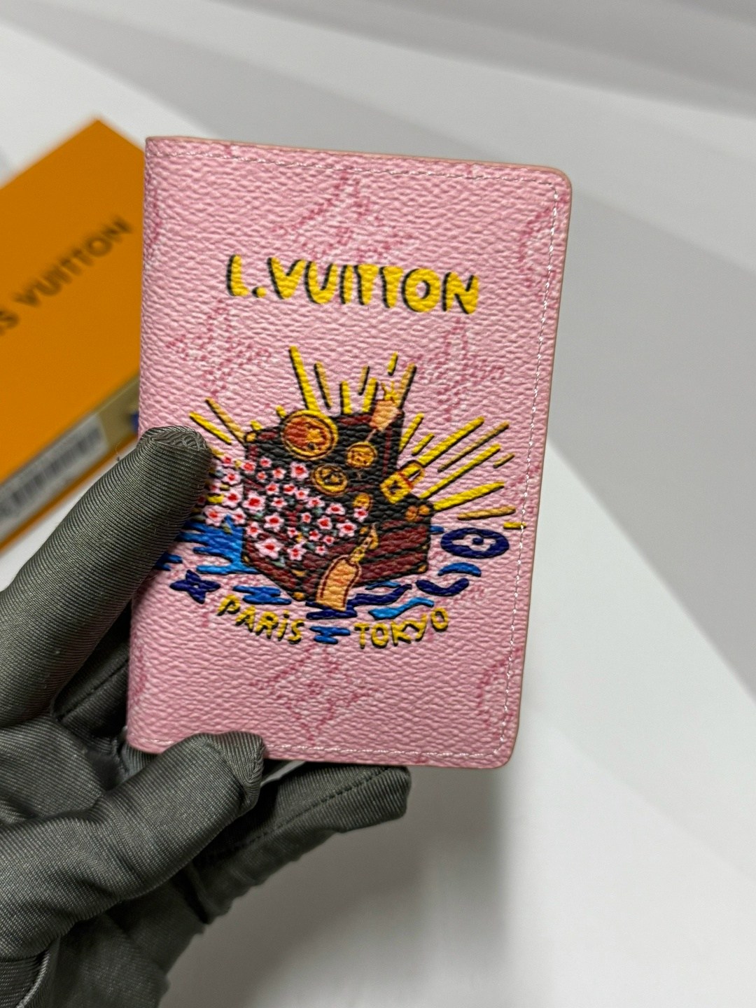 обложка на паспорт louis vuitton,обложка на паспорт louis vuitton print lion,кошелек louis vuitton,обложка для паспорта louis vuitton 14 х 10см,обложка на паспорт louis vuitton tiamat