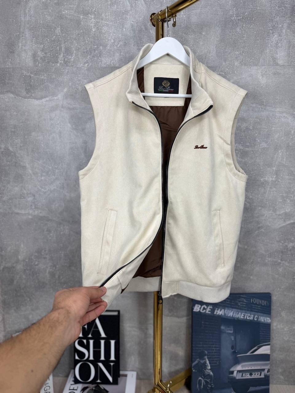 жилет мужской,жилет,жилетка,жилетка мужская,жилет бежевый