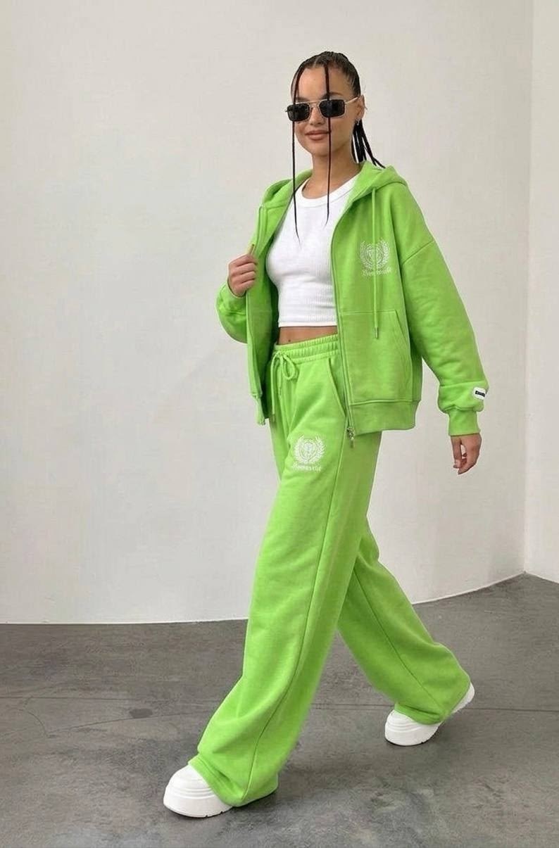 оранжевые спортивные костюмы,спортивные костюм,женские спортивные костюмы,оранжевый костюм,спортивный костюм оранжевый celine