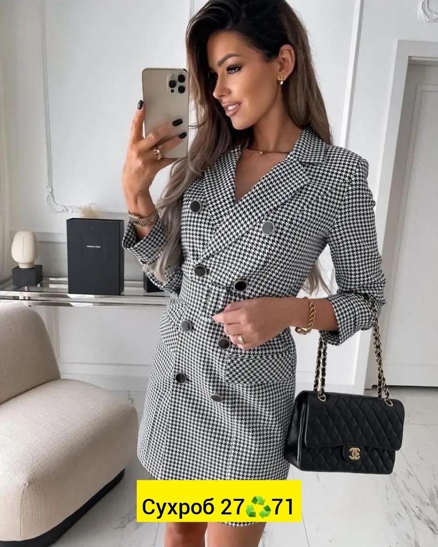 женский длинный пиджак в клетку,платье пиджак в клетку с поясом,платье пиджак в клетку,платье-пиджак,костюм с юбкой
