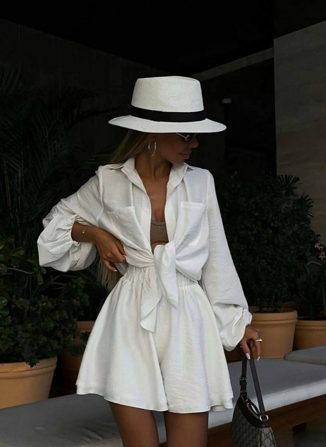 стильные костюмы,летние женские костюмы,летние костюмы,костюм шорты и рубашка,белые костюмы