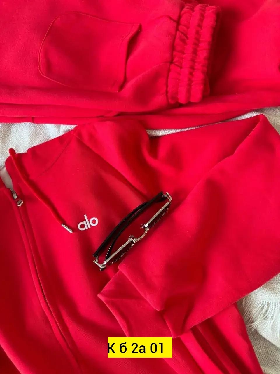 спортивный костюм женский,женский костюм,костюм с широкими штанами,спортивный костюм,стильный костюм