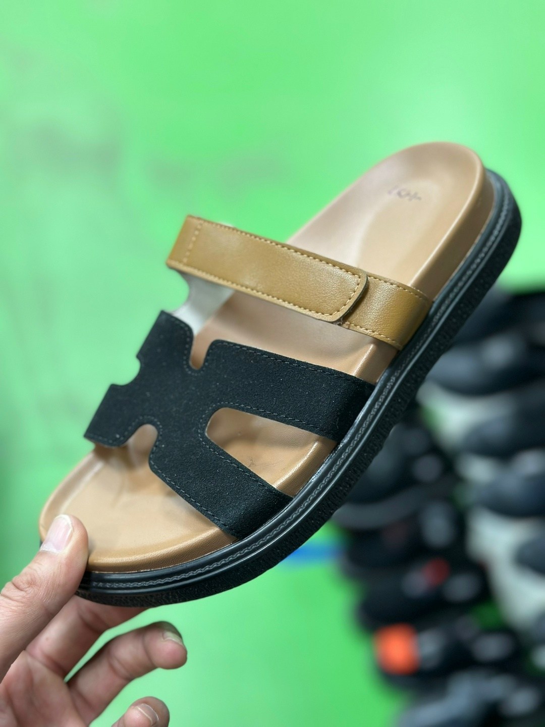 шлепанцы gucci,шлепки гуччи мужские,шлепанцы женские,,тапочки модные