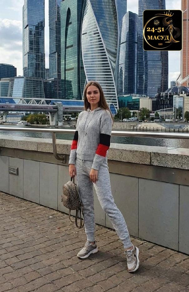 женский вязаный костюм,вязанный костюм женский,вязаные костюмы,костюм женский,трикотажные костюмы