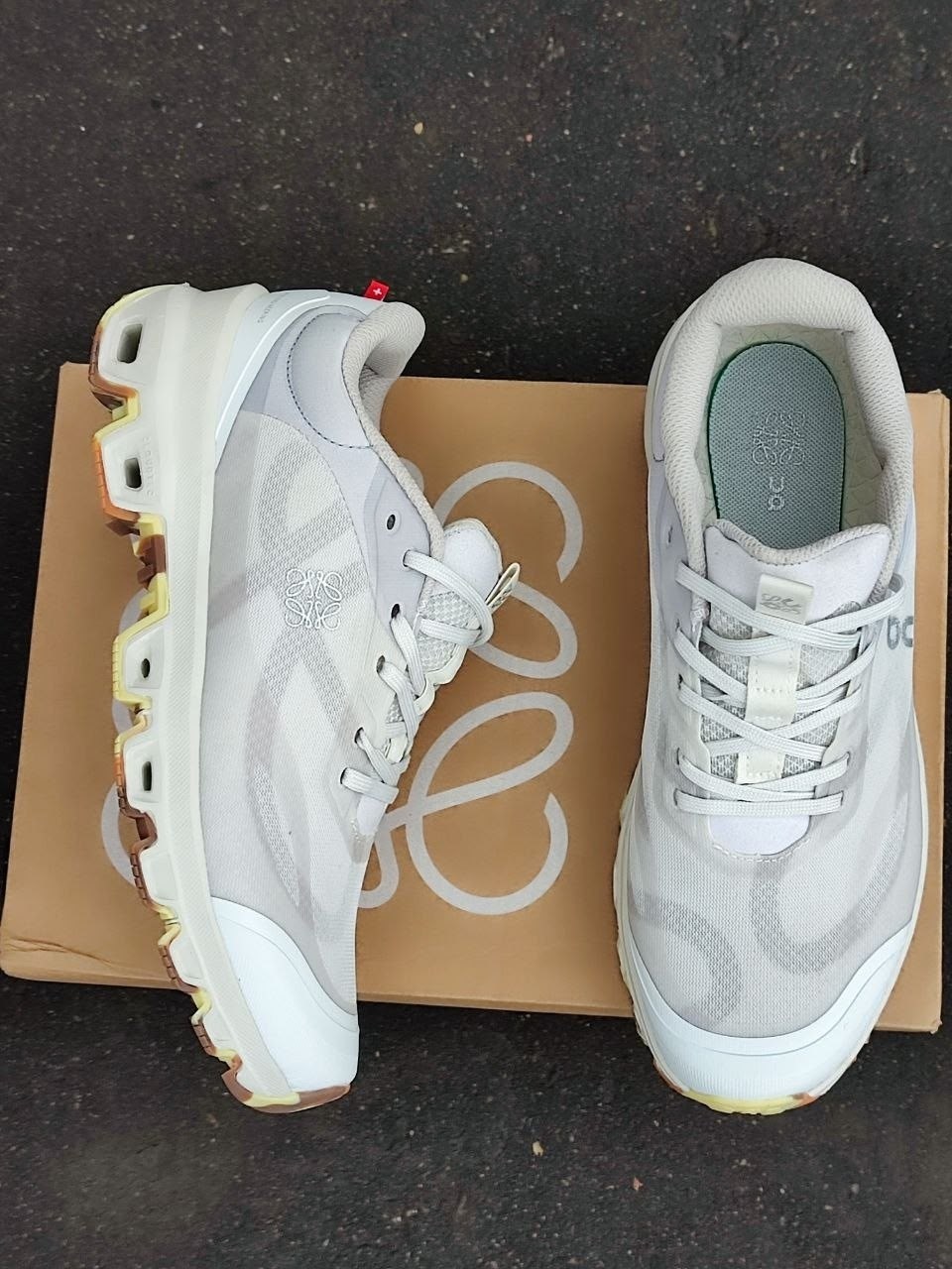 кроссовки,кроссовки женские мужские,кроссовки женские,спортивные кроссовки,спортивная