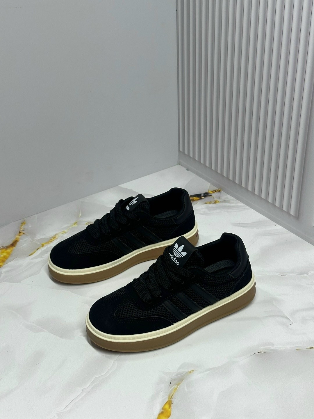 кроссовки adidas,,кроссовки женскиe,адидас кроссовки,женские кроссовки adidas