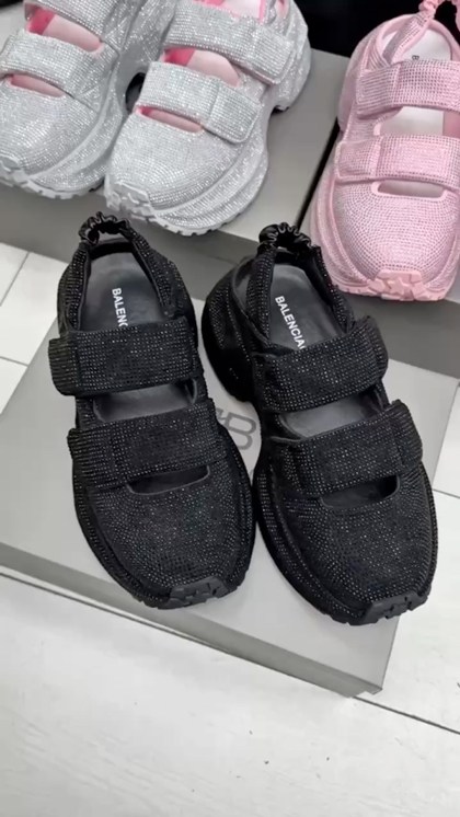 ,сандалии,сандалии модные,женские сандалии,сандали