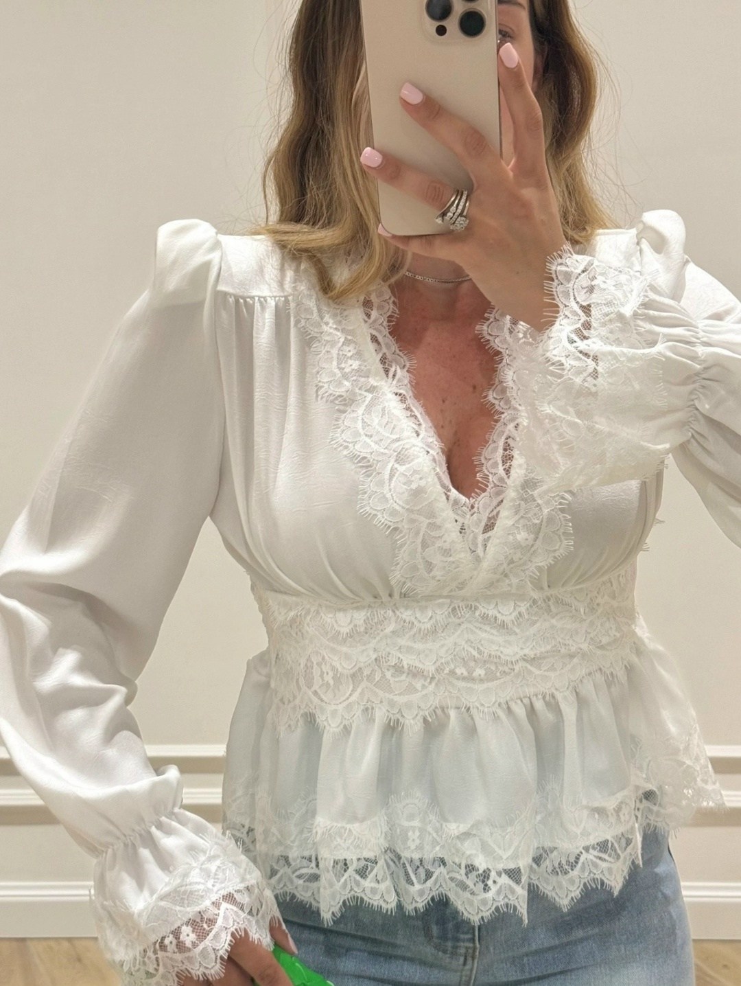 блузка с оборками,кружевная блузка,белая кружевная блузка,женская блуза,блуза