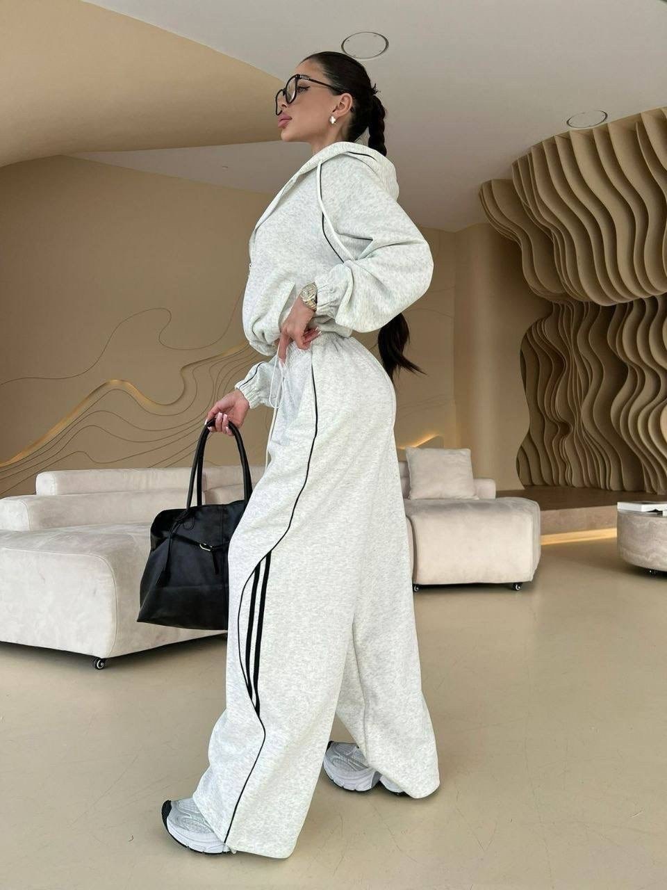 женский спортивный костюм,женский костюм,спортивный костюм,стильные спортивные костюмы,стильные женские костюмы