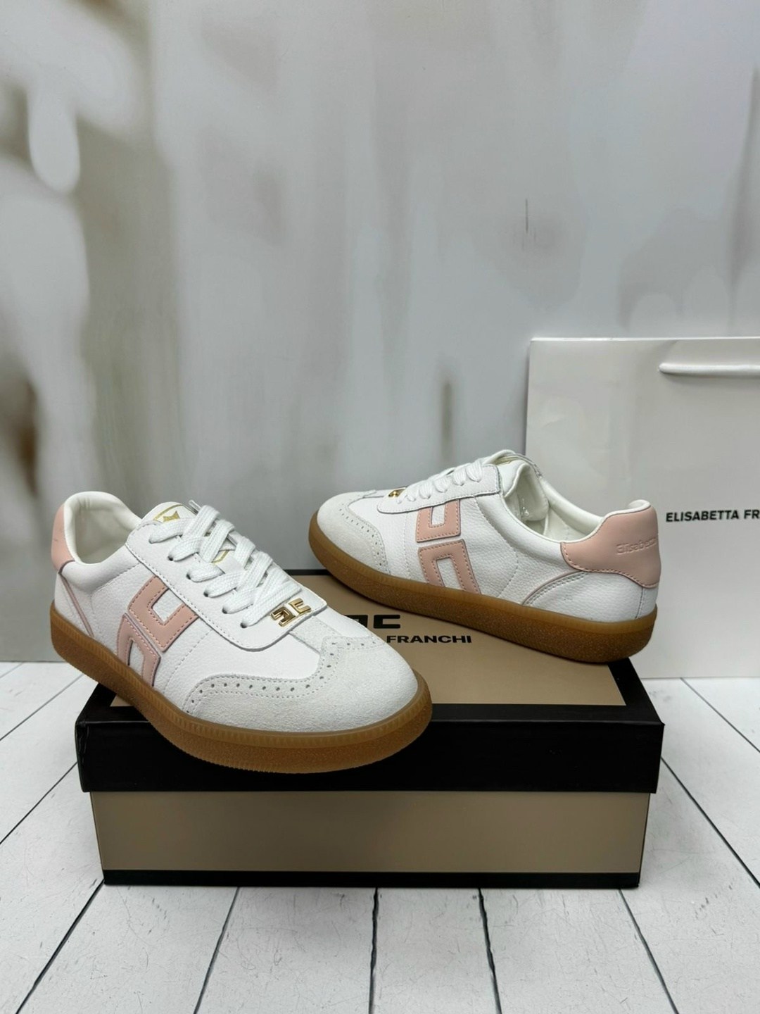 кроссовки hogan,,кроссовки женскиe,низкие кроссовки,спортивная