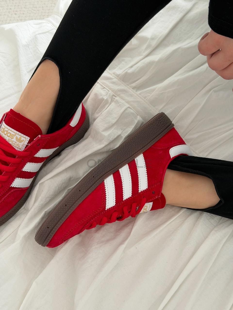 кроссовки adidas spezial,adidas red scarlet gum munchen,,кроссовки adidas,adidas originals handball spezial
