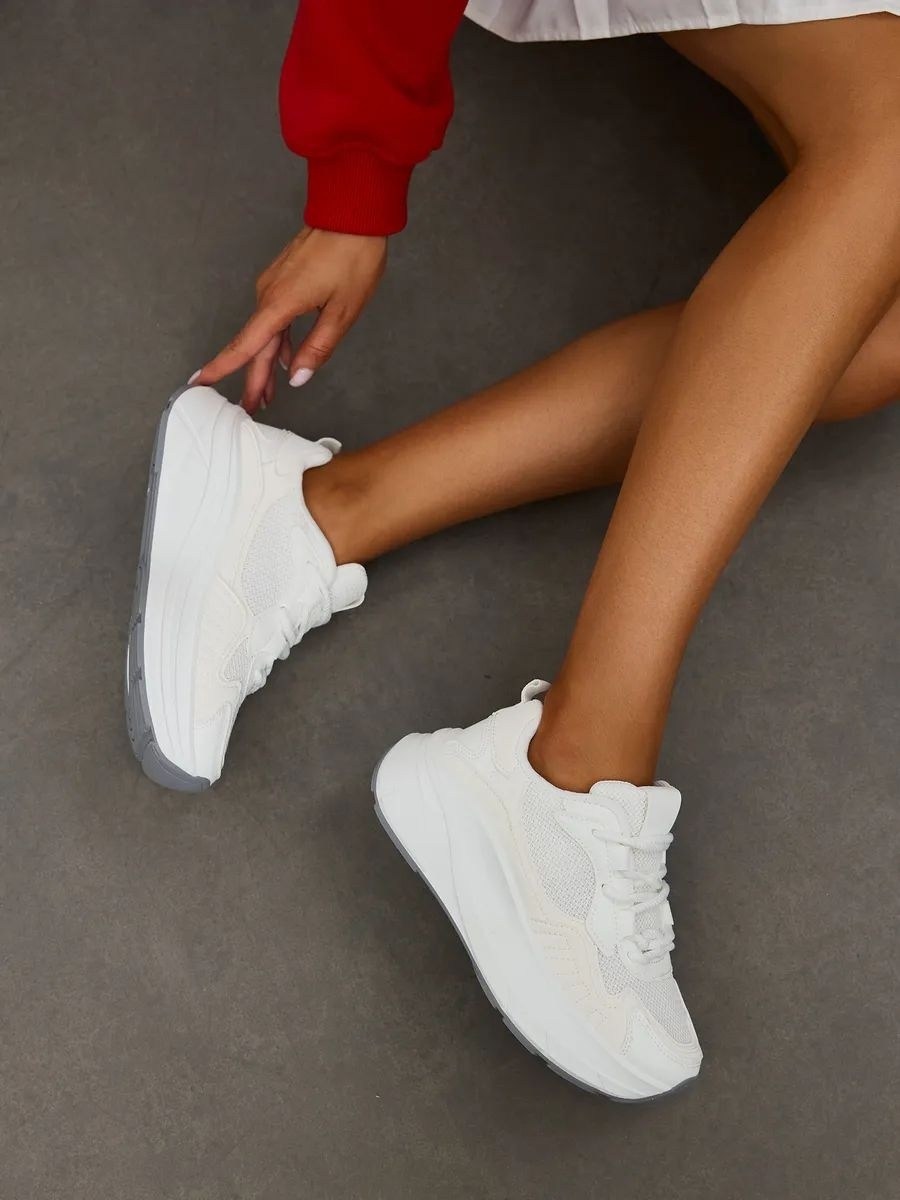 женские кроссовки,женские белые кроссовки,кроссовки,белые кроссовки,кроссовки для женщин