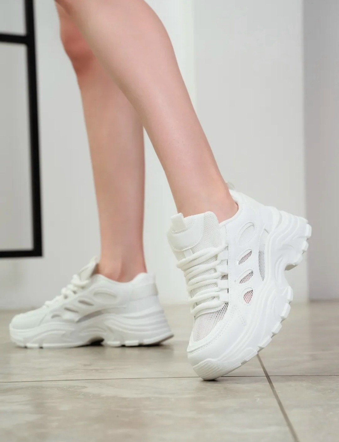 кроссовки женские,женские белые кроссовки,кроссовки белые,женские массивные кроссовки,кроссовки на платформе
