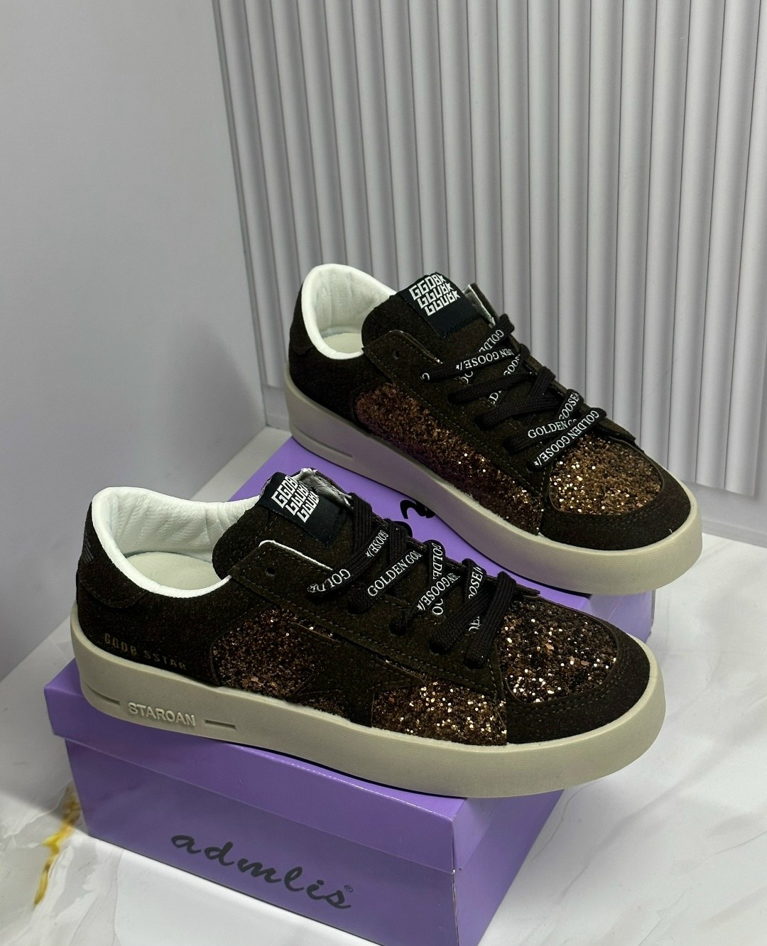 ,кеды golden goose женские,кеды golden goose,кроссовки golden goose с пайетками на платформе,кроссовки golden goose