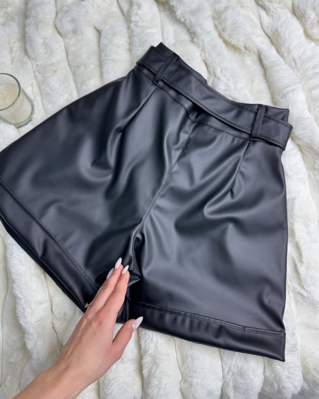 шорты кожаные женские,кожаные шорты,шорты из экокожи,шорты из экокожи женские,женские кожаные шорты с высокой талией