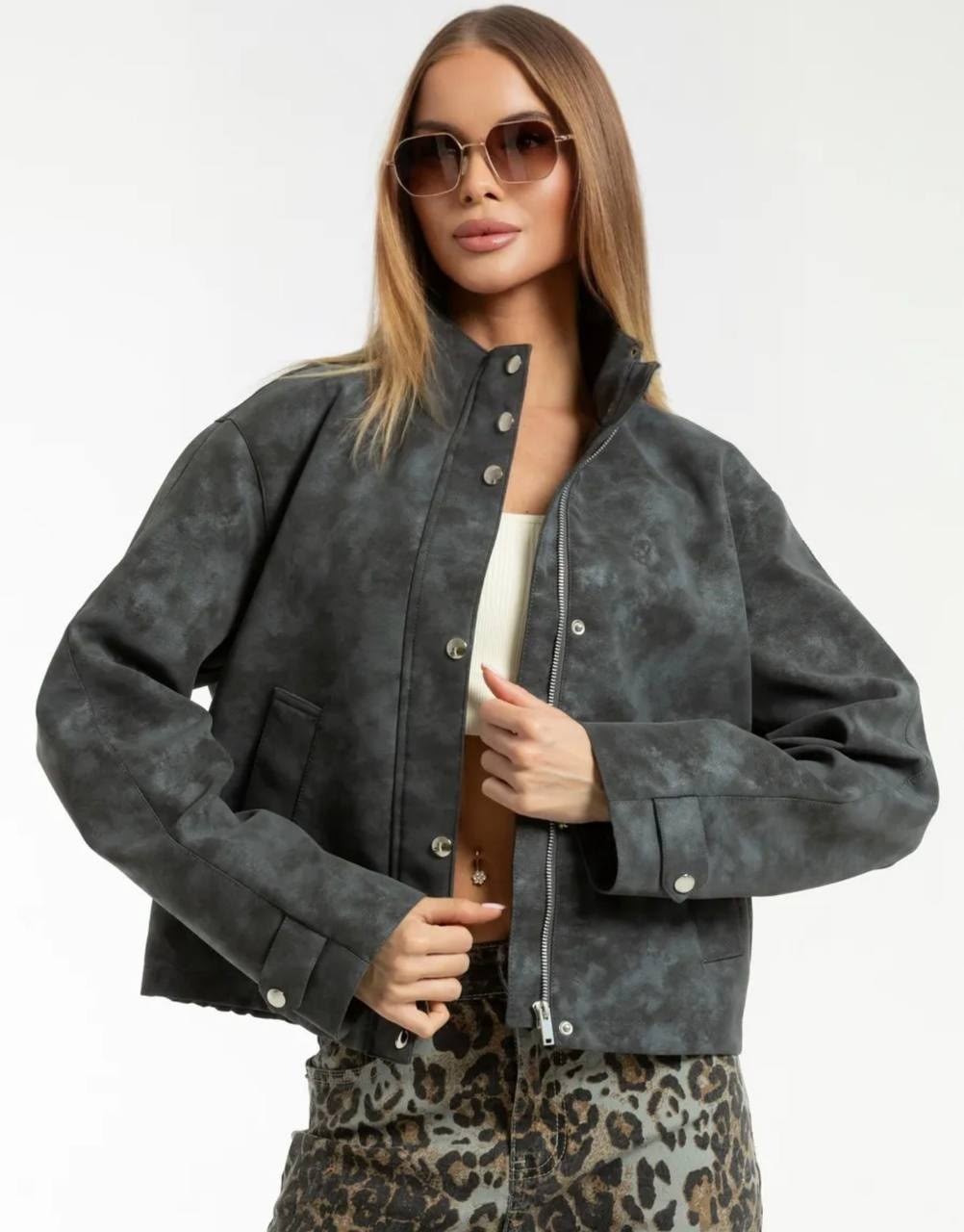 бомбер женский кожаный,бомбер кожаный,бомбер кожаный демисезонный,повседневная куртка,куртка бомбер