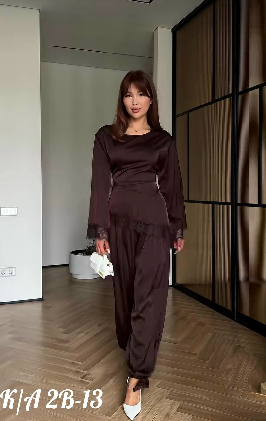 стильные костюмы,брючный атласный костюм,атласный костюм женский,атласный костюм,костюм из атласа брючный