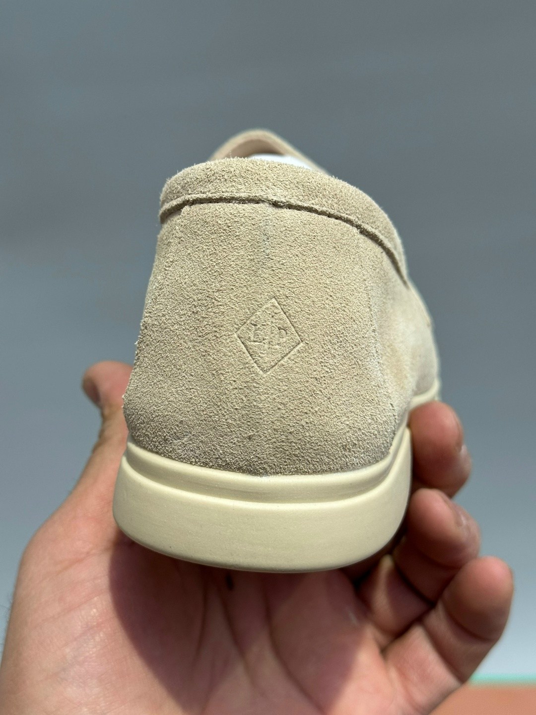 лоферы loro piana,,лоферы женские loro piana,лоферы из натуральной замши loro piana,лоро пиано лоферы