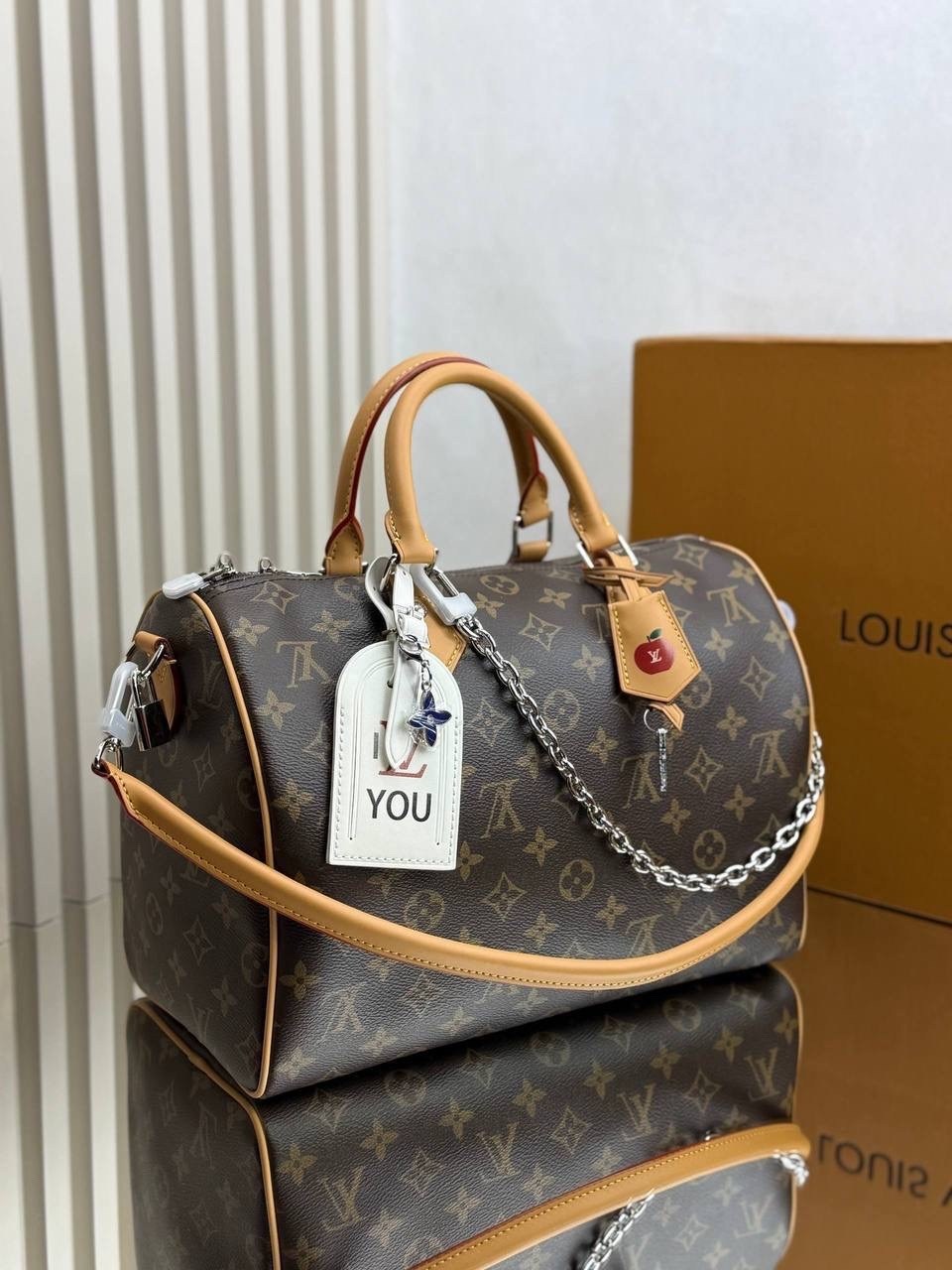 классическая сумка speedy louis vuitton с монограммой,сумка louis vuitton,сумка женская louis vuitton,louis vuitton сумка дорожная,сумка луи виттон