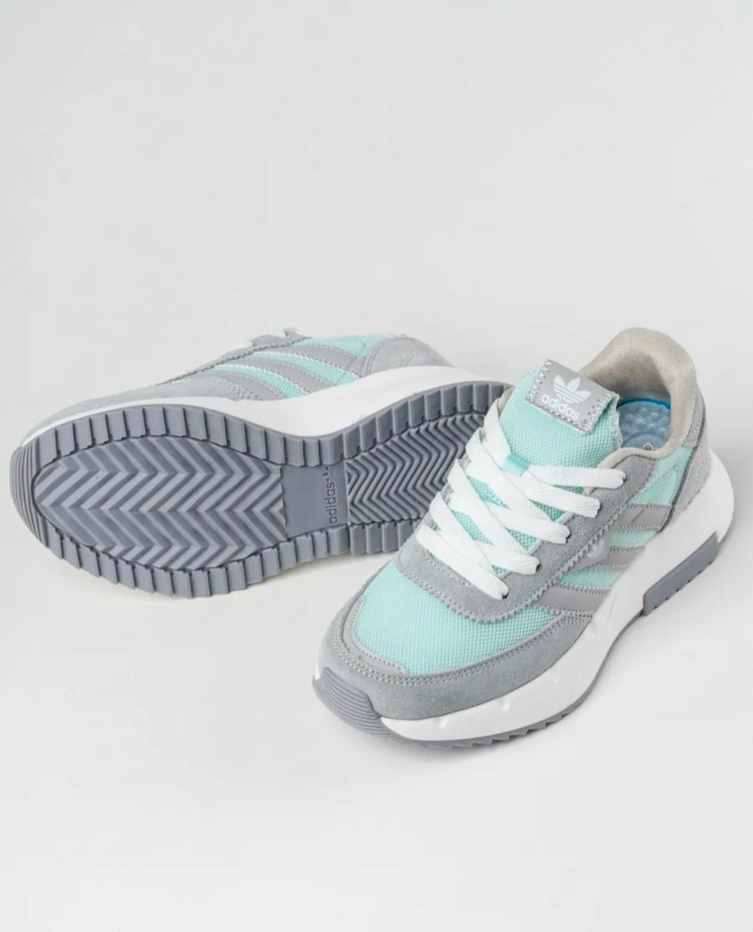 кроссовки adidas,женские кроссовки адидас,adidas zx 700,кроссовки adidas женские,кроссовки adidas retropy