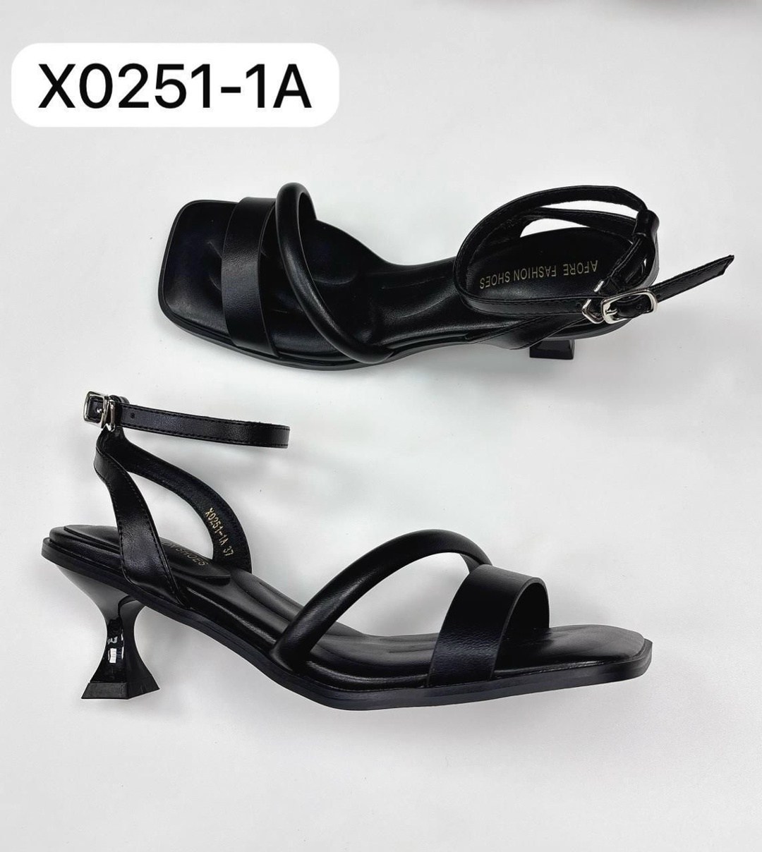 босоножки женские,респект босоножки женские белые,,босоножки белые,босоножки с ремешками