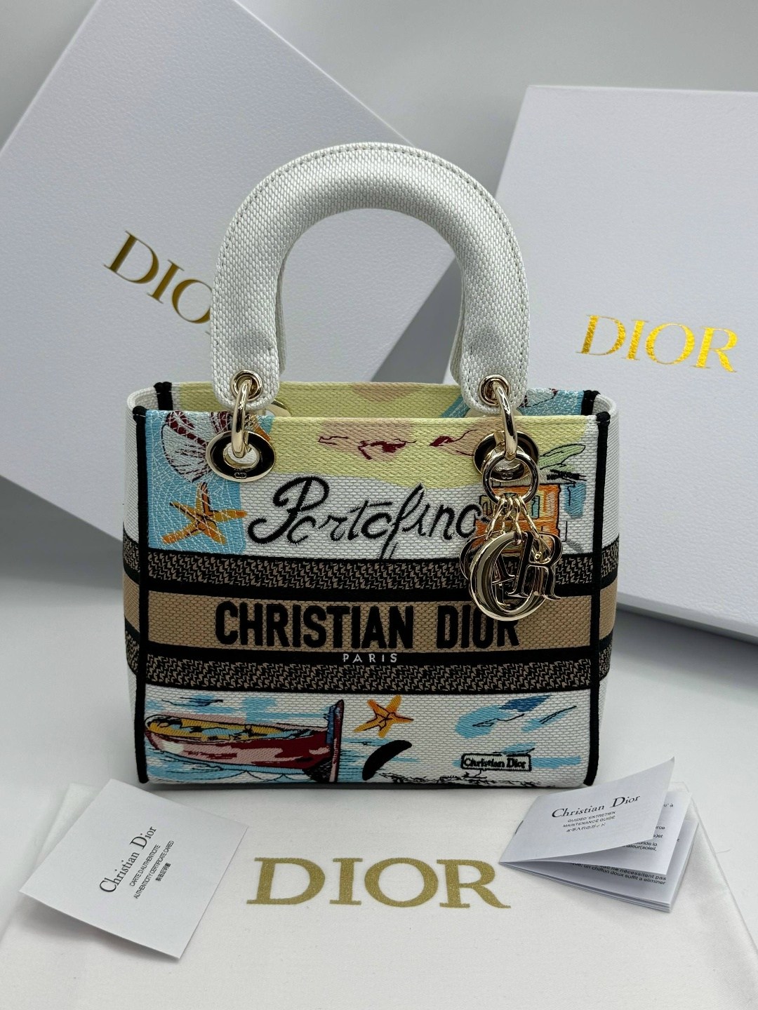 dior сумка,сумка диор,женская сумка dior,сумка christian dior,сумка lady dior