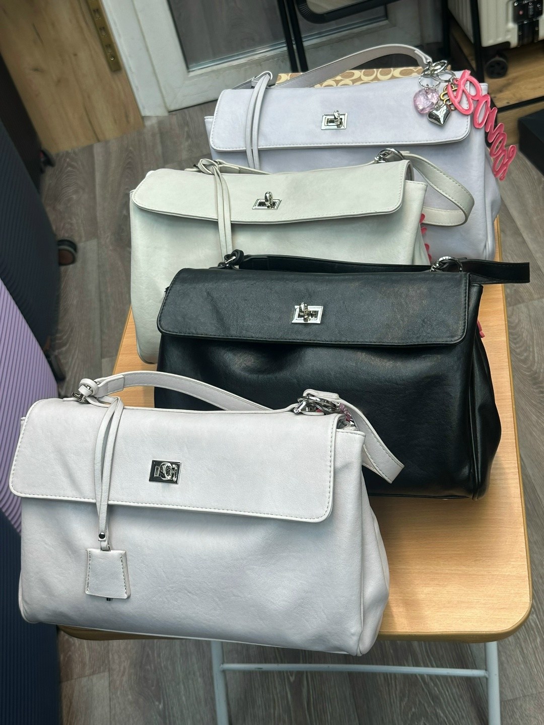 сумка longchamp,longchamp le pliage,сумка маленькая longchamp,longchamp bag,сумка longchamp la pliage в бежевом цвете и размере xs