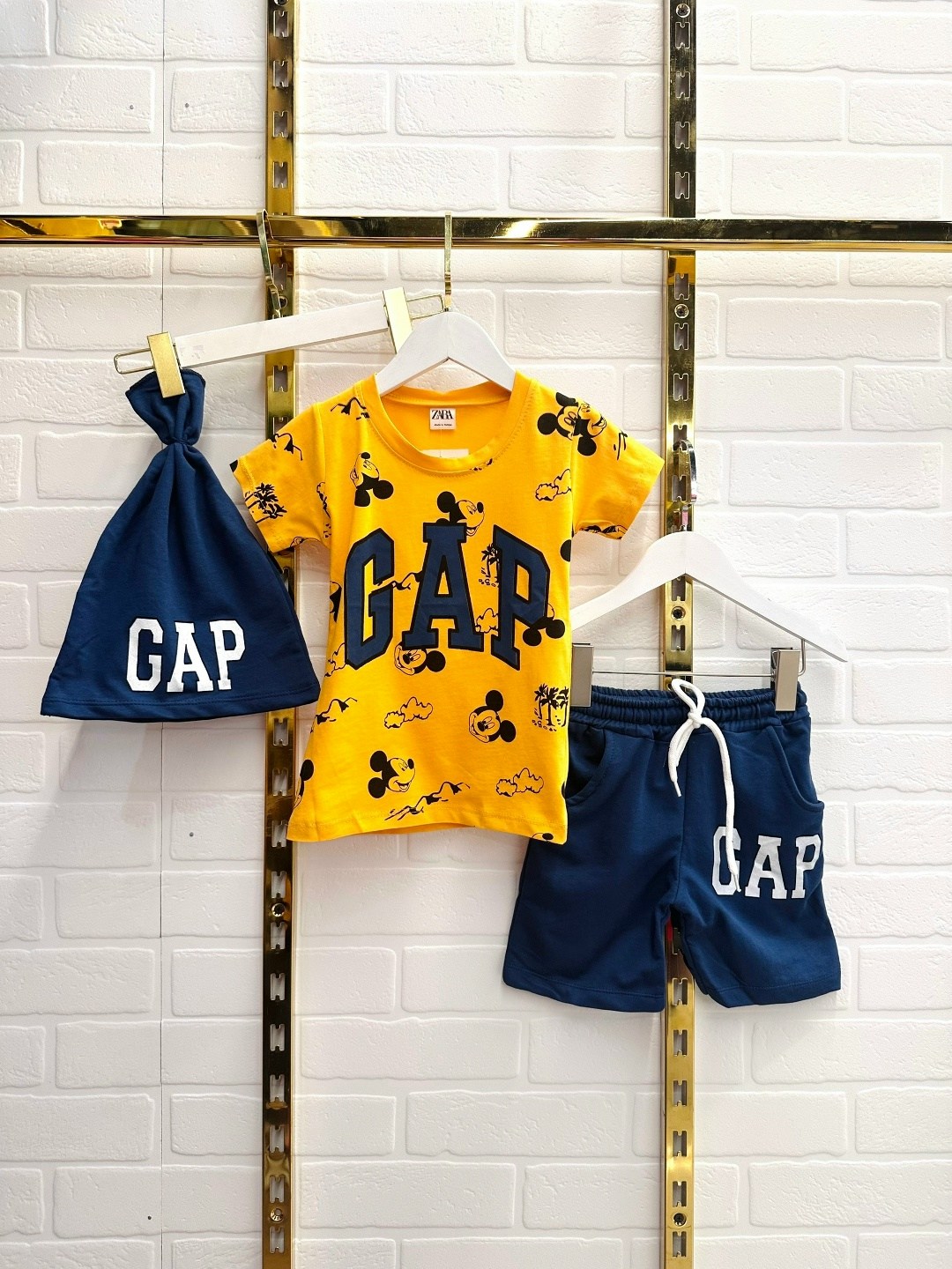 одежда мальчика,костюм для мальчика,cпортивный костюм для мальчика,gap спортивный костюм для мальчика,шорты для мальчик