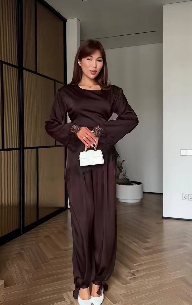 стильные костюмы,атласный брючный костюм,костюм из атласа брючный,шелковый костюм,атласные костюмы