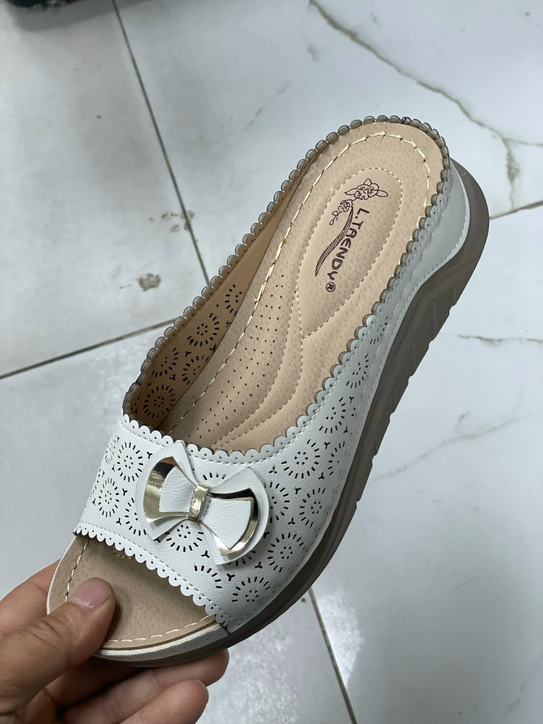 ,женские шлепанцы,женская ,женские сабо,сабо с перфорацией