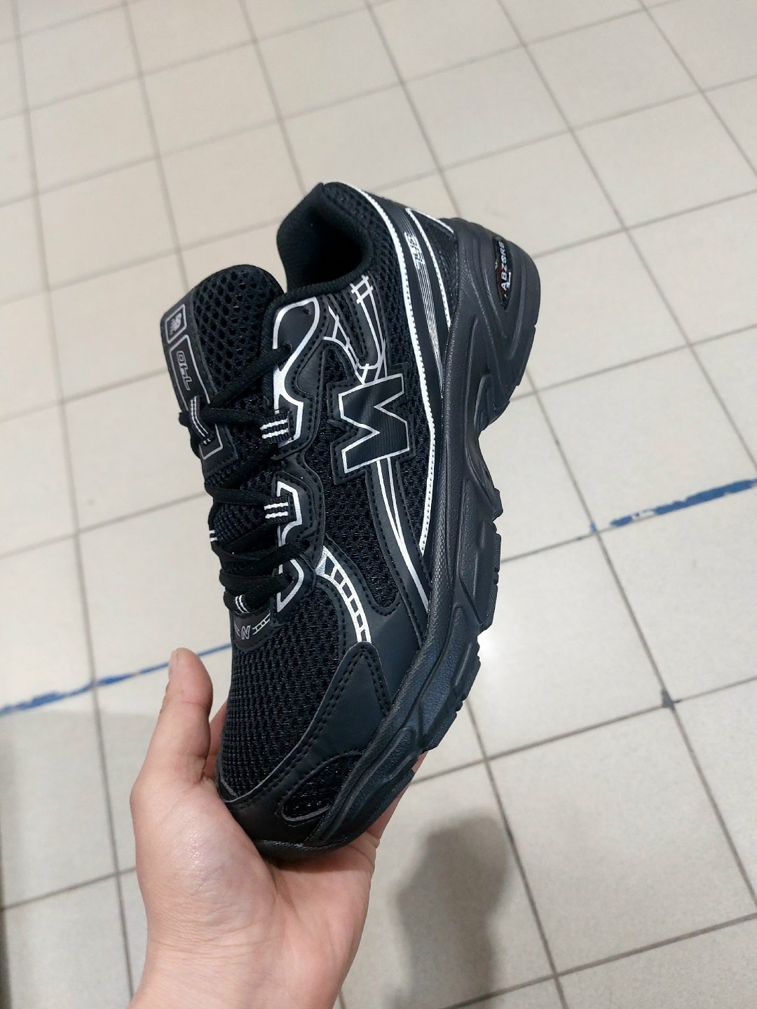 кроссовки new balance 530,кроссовки new balance,кроссовки,кроссовки new balance 740,кроссовки new balance 740 big kid wide navy white