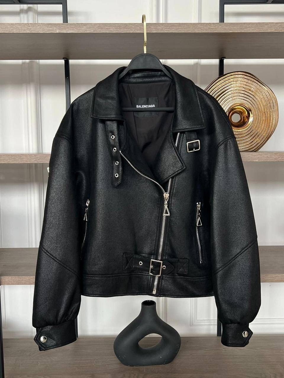 куртка бомбер,кожаная куртка,демисезонная куртка,куртка косуха,куртка женская