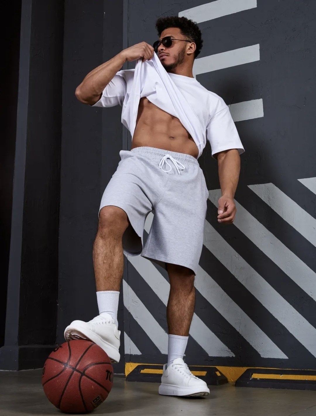 шорты мужские летние,шорты мужские,спортивные мужские шорты,мужской летний костюм с шортами и футболкой,спортивные шорты