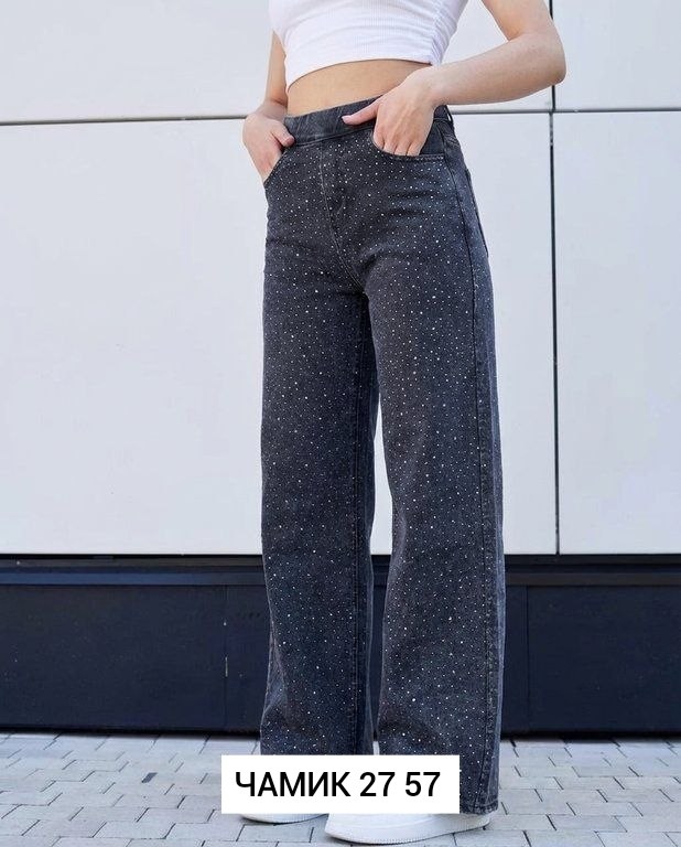 женские джинсы со стразами,женские джинсы,джинсы труба с стразами,джинсы стразы,джинсовые брюки