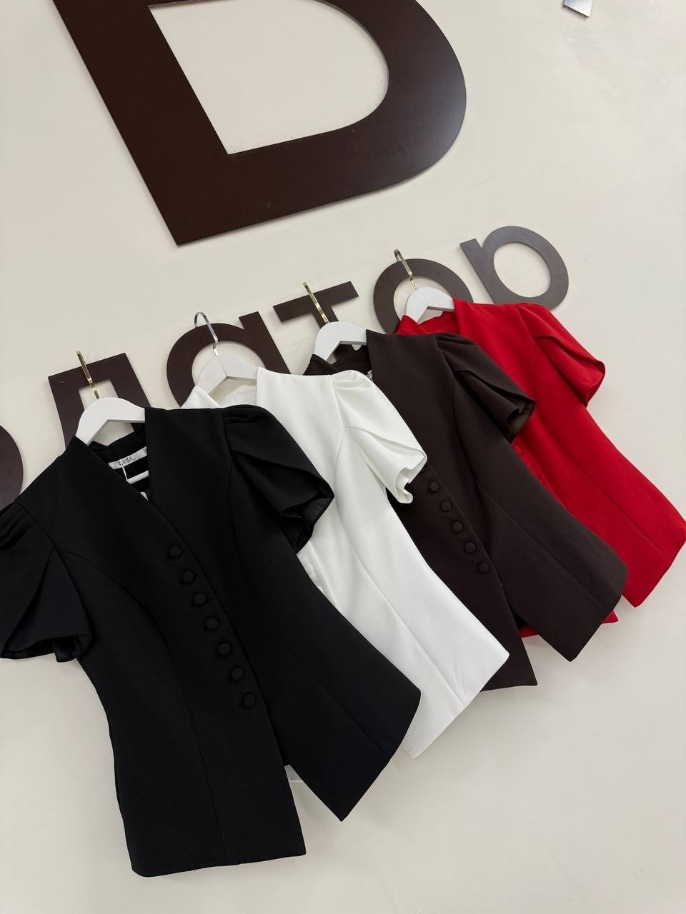 жакет,стильный жакет,женский костюм,жакет красный,женские жакеты