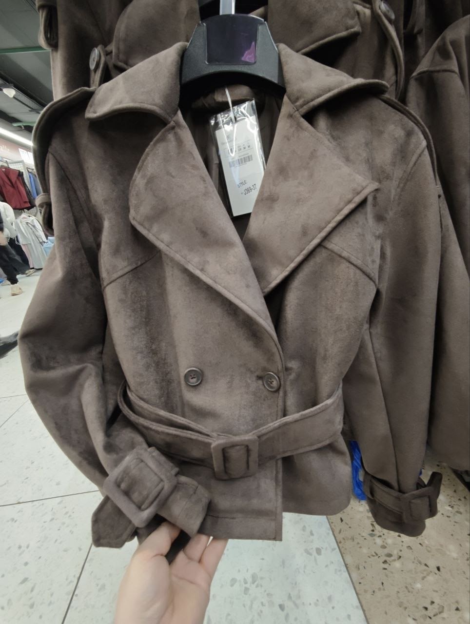 стиле кэжуал,уличный стиль,широкие джинсы,уличная мода