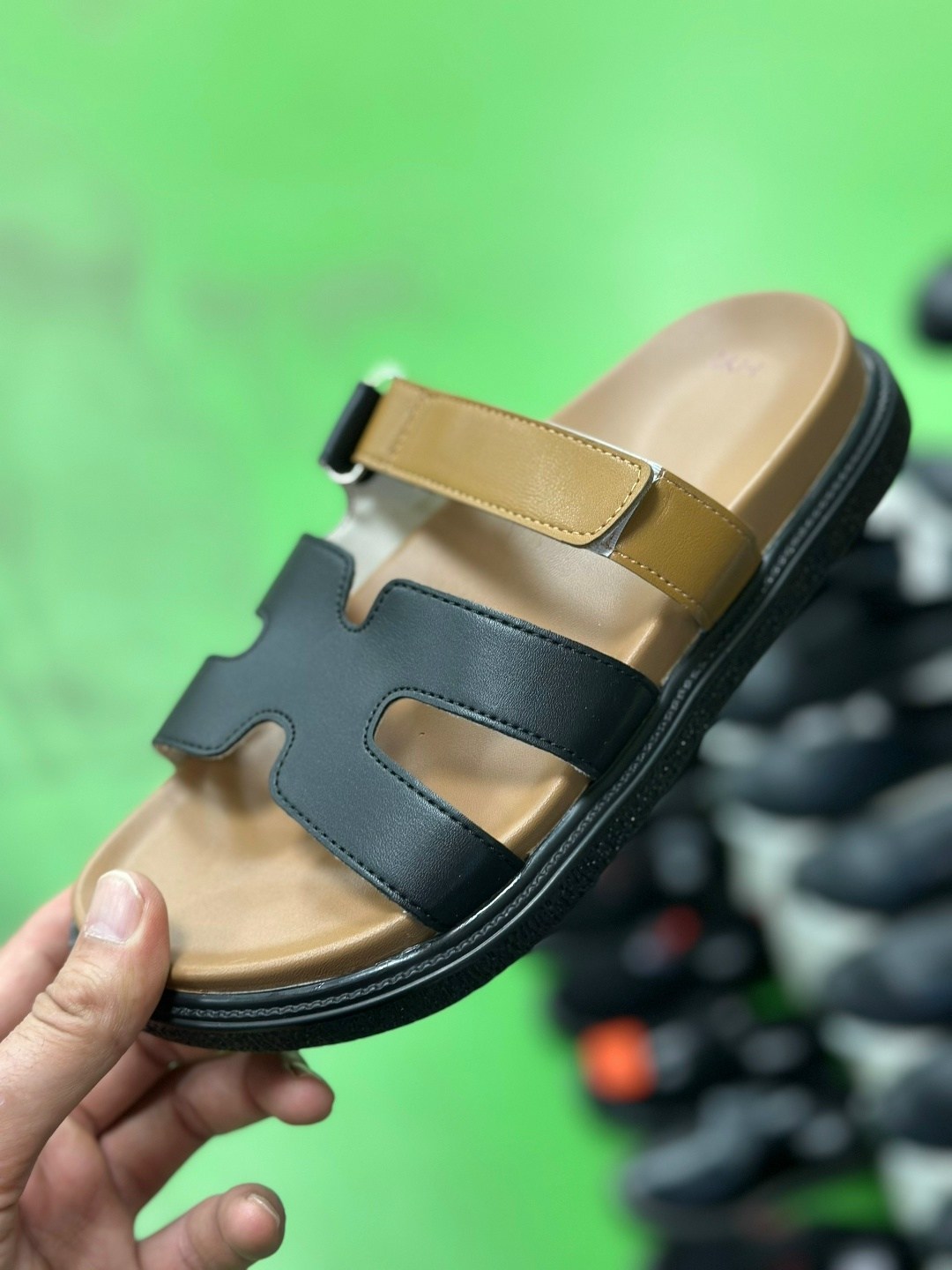 шлепанцы gucci,шлепки гуччи мужские,шлепанцы женские,,тапочки модные