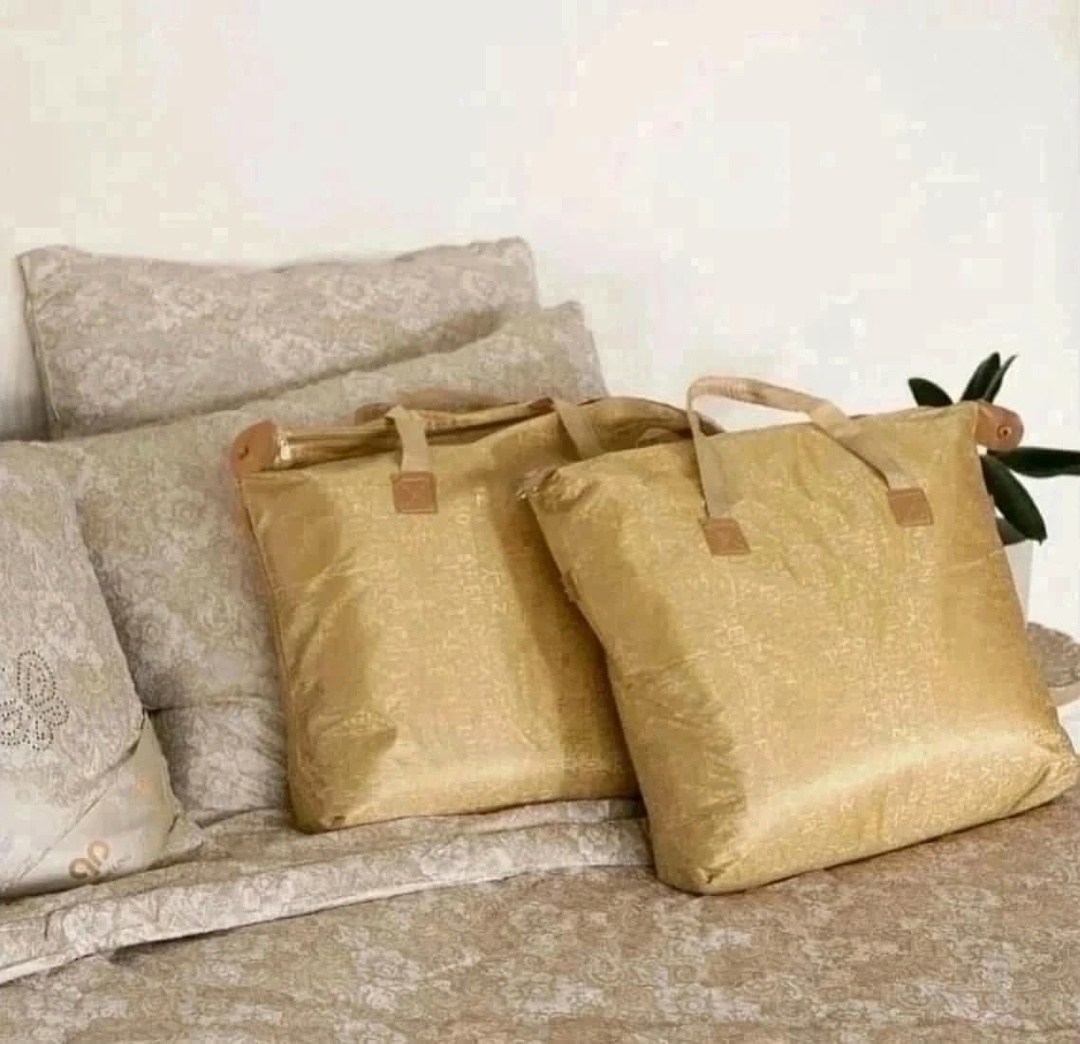 подушки meizhouling 70*70,подушка шелк,шелковая подушка,meizhouling подушка,декоративная подушка