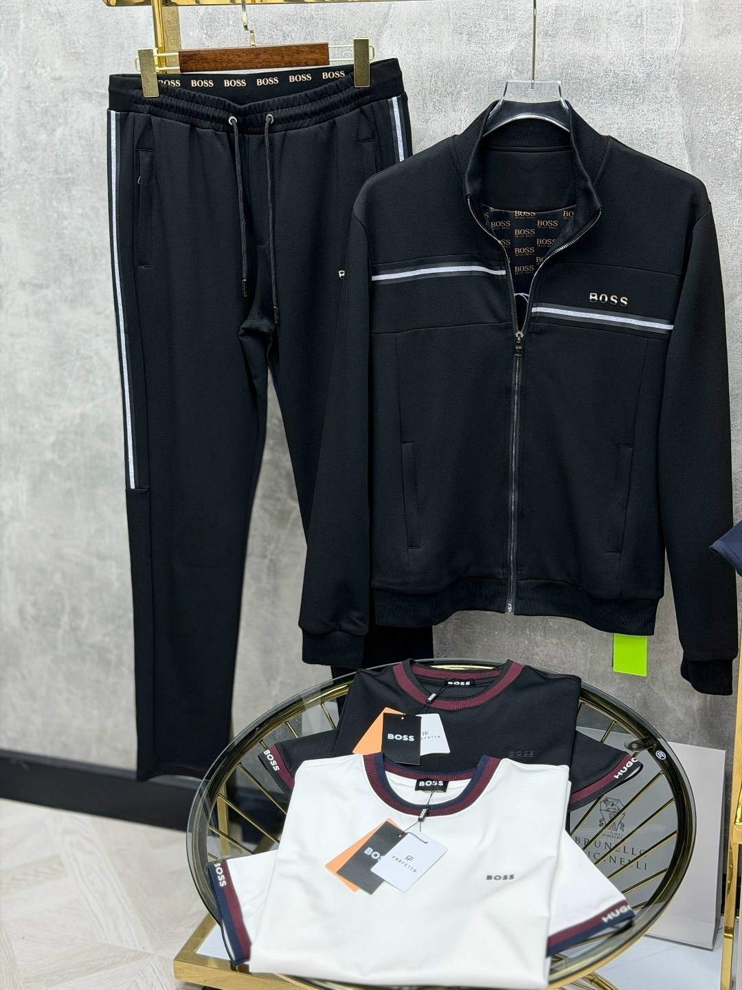 спортивный костюм hugo boss,спортивный костюм boss,мужской спортивный костюм hugo boss,костюм спортивный,костюм спортивный мужской