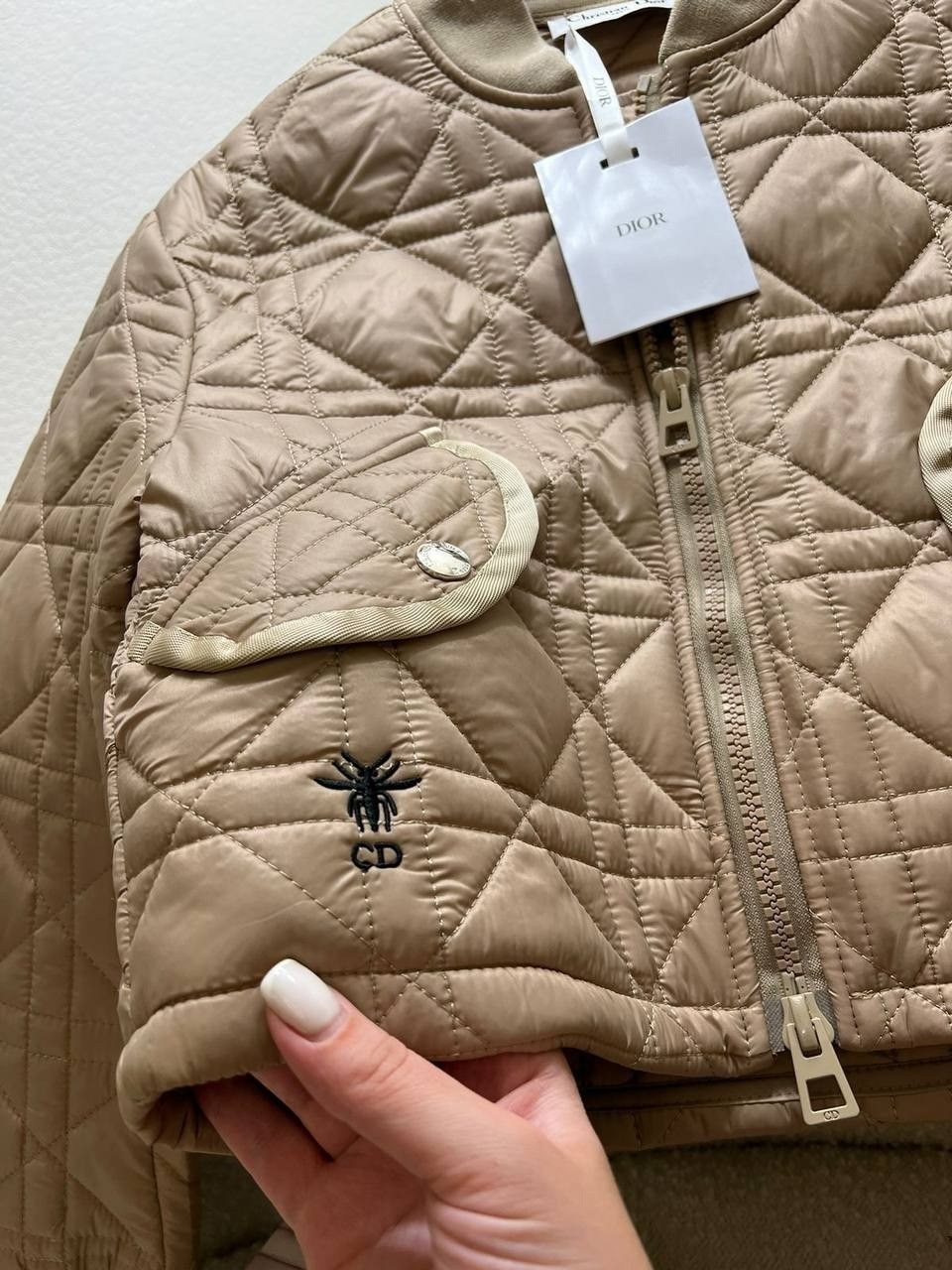 куртка короткая,женская куртка,куртка бомбер женская,куртка,демисезонная куртка женская