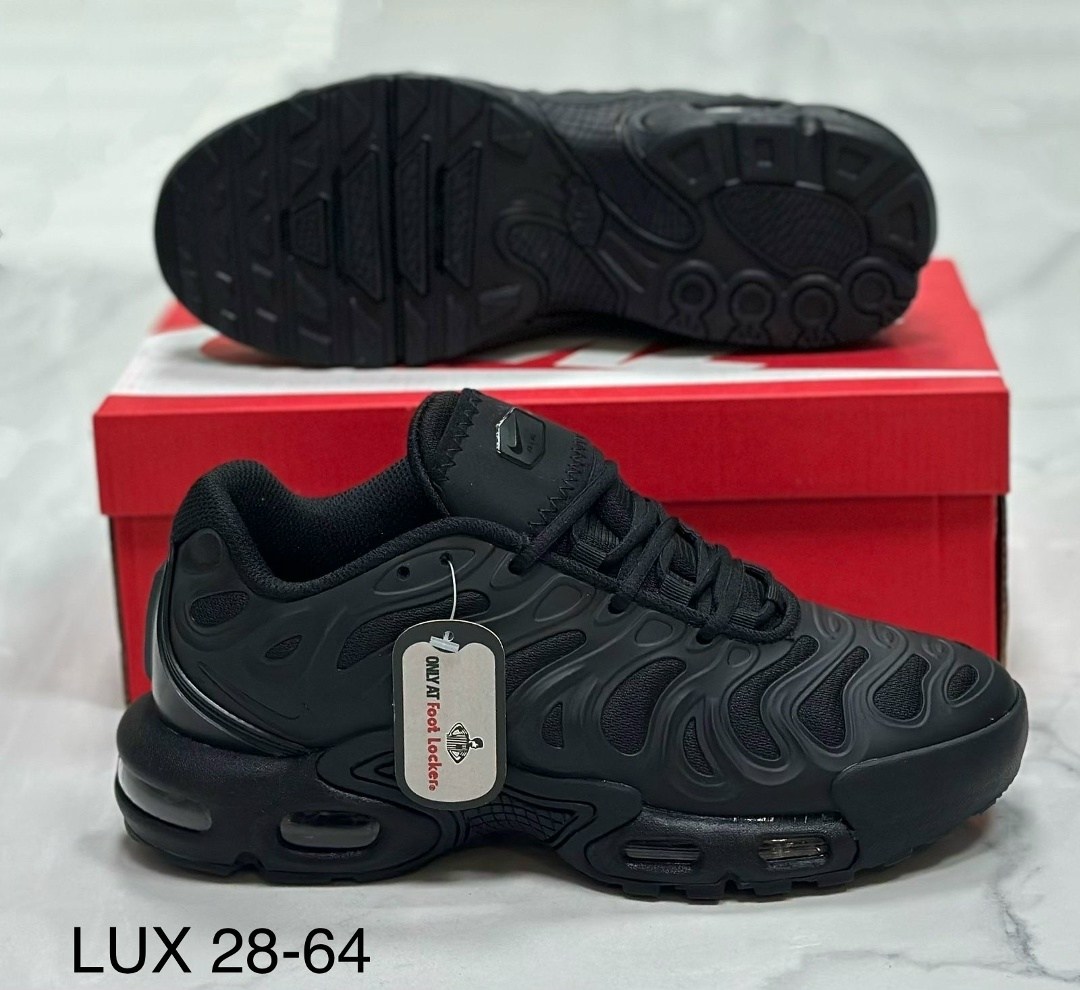 кроссовки nike air max plus,кроссовки nike air max plus tn,nike air max plus tn,nike air max plus drift,nike air max plus