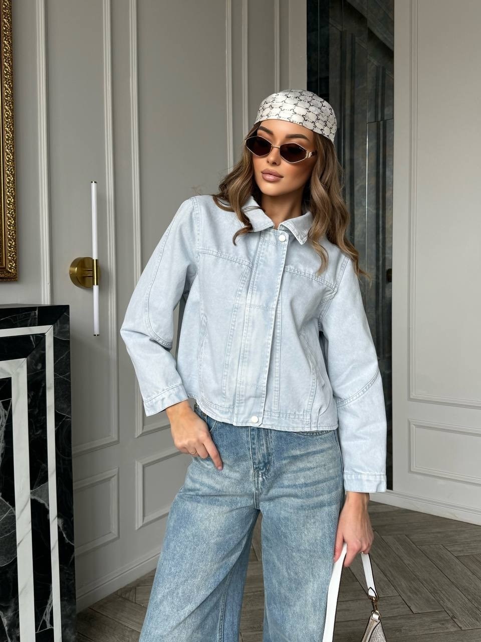 куртка стильная,куртка джинсовая,белая джинсовая куртка,легкая куртка,куртка джинсовая женская