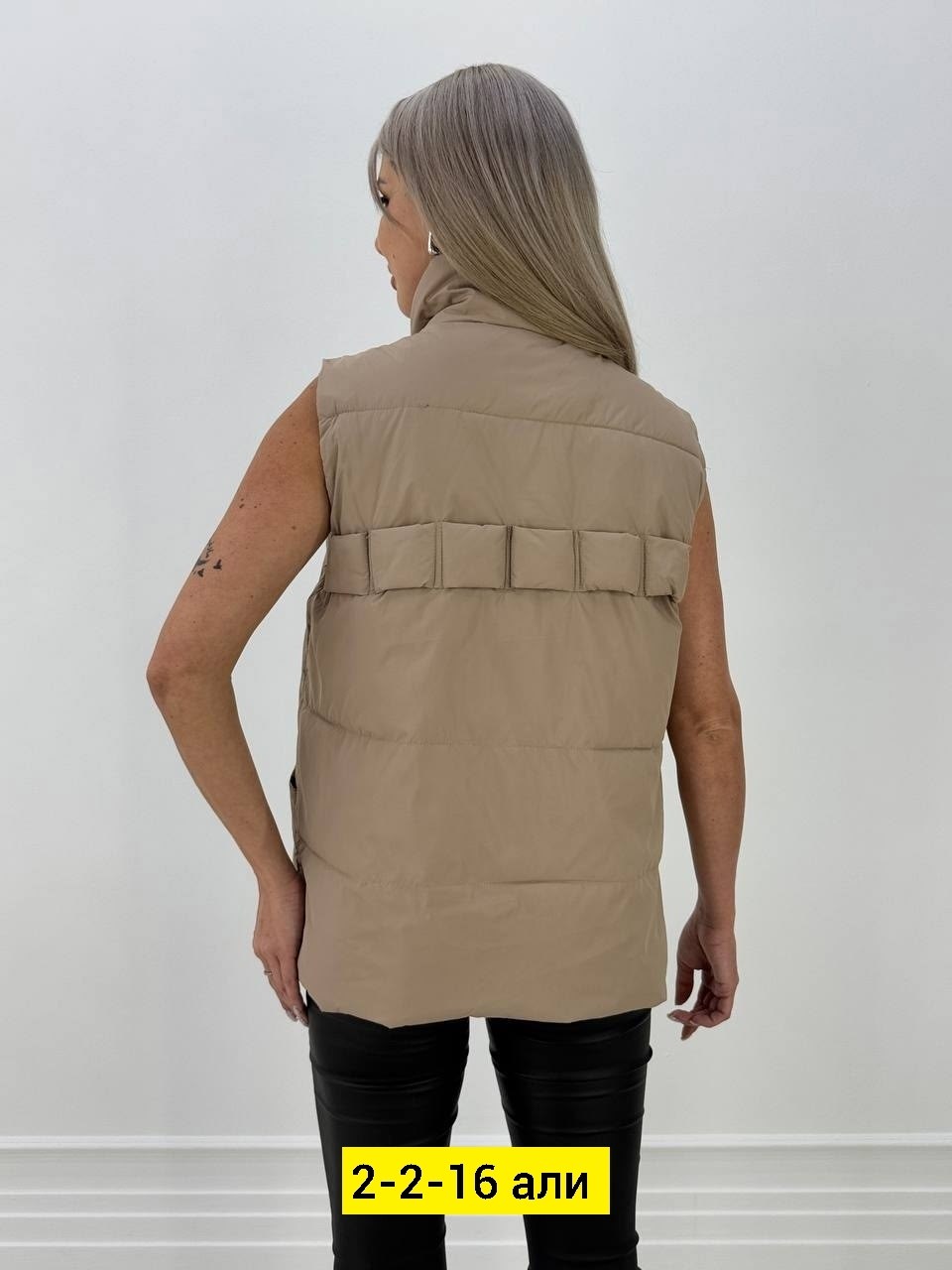 женская жилетка,жилет утепленный женский,жилетка весенняя,жилет женский,жилет из демисезонной куртки женские