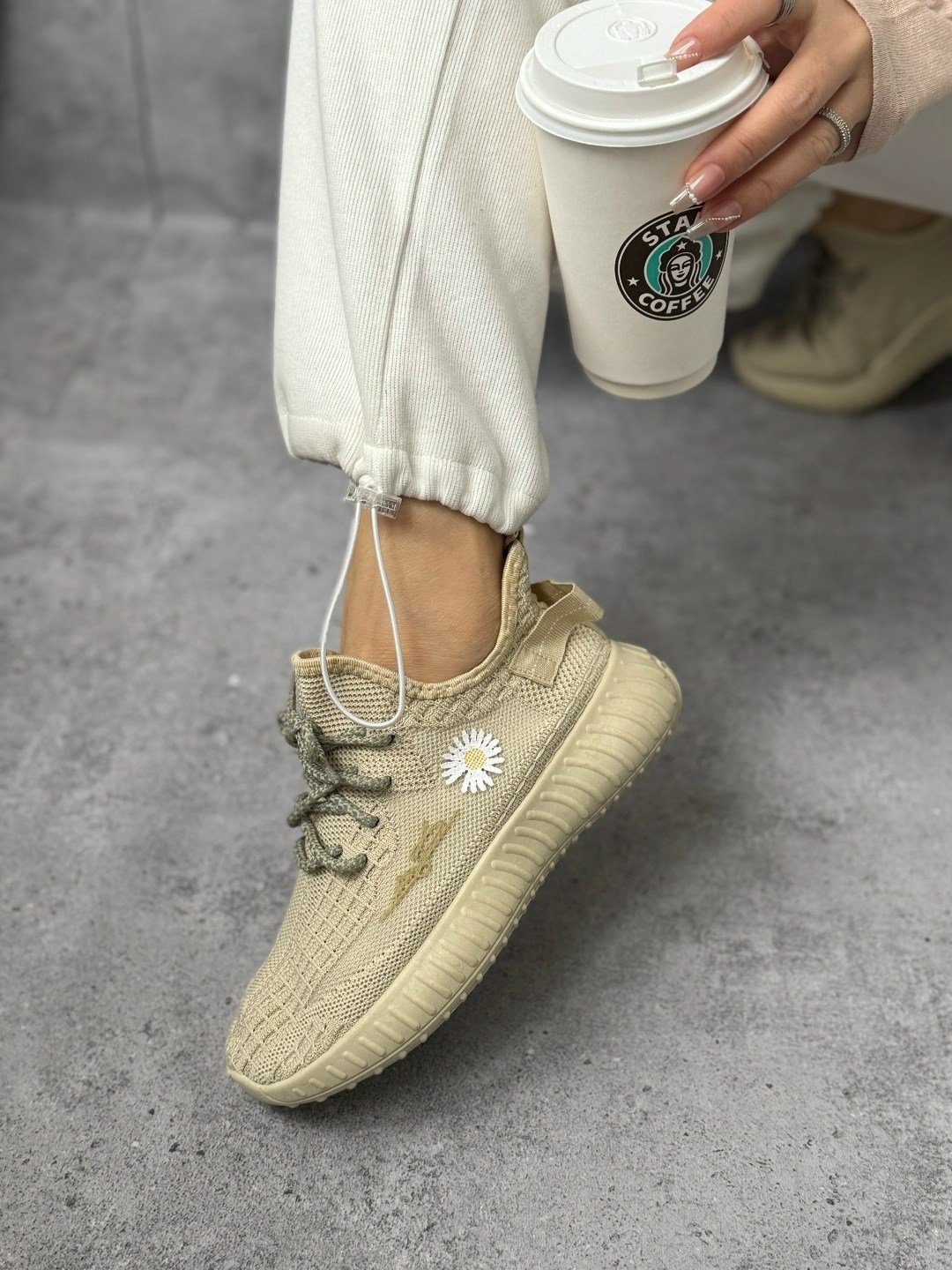 adidas yeezy boost 350 v2 sand taupe,женские кроссовки,adidas yeezy boost 350,кроссовки,кроссовки летни
