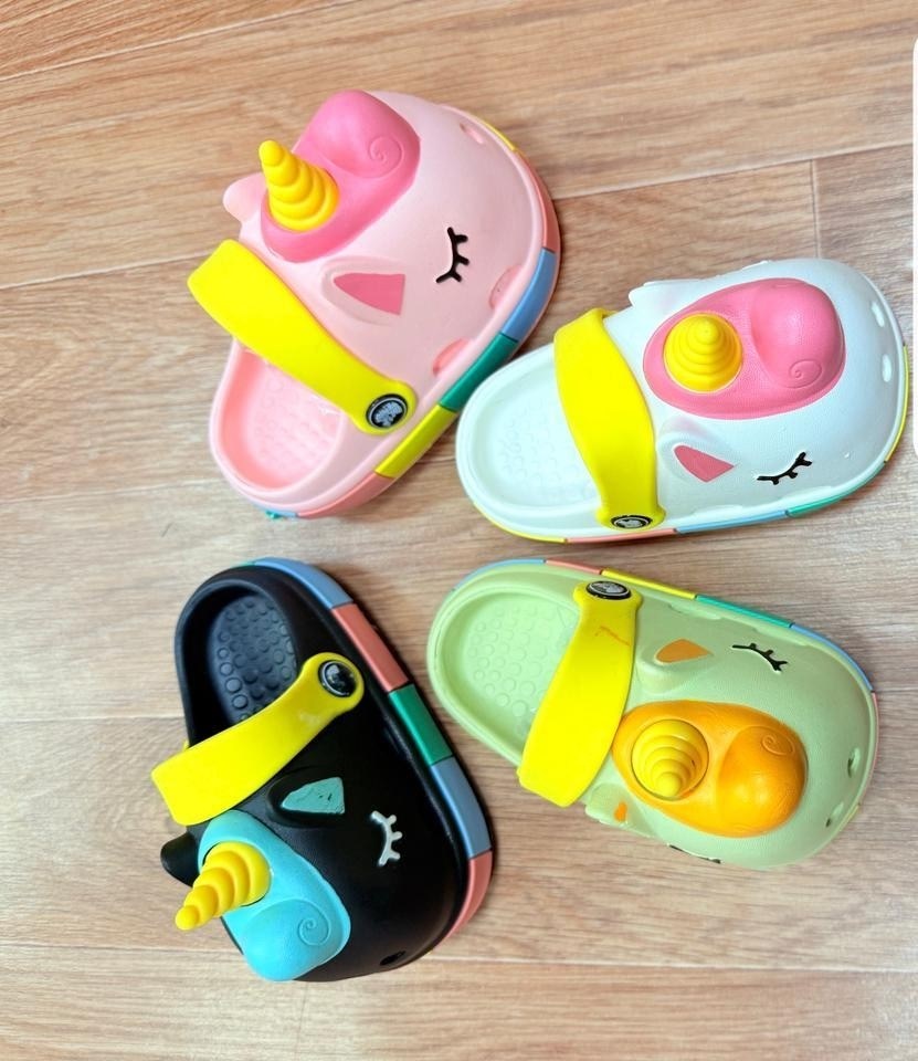 ,детские сандалии,детские шлепанцы,тапочки для детей,детские тапочки