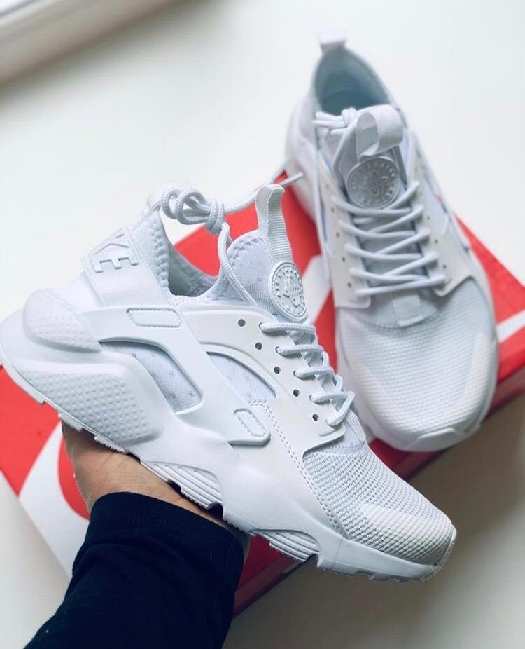 nike air huarache run ultra,nike air huarache ultra triple black,кроссовки nike air huarache,nike huarache ultra,кроссовки nike air huarache run ultra