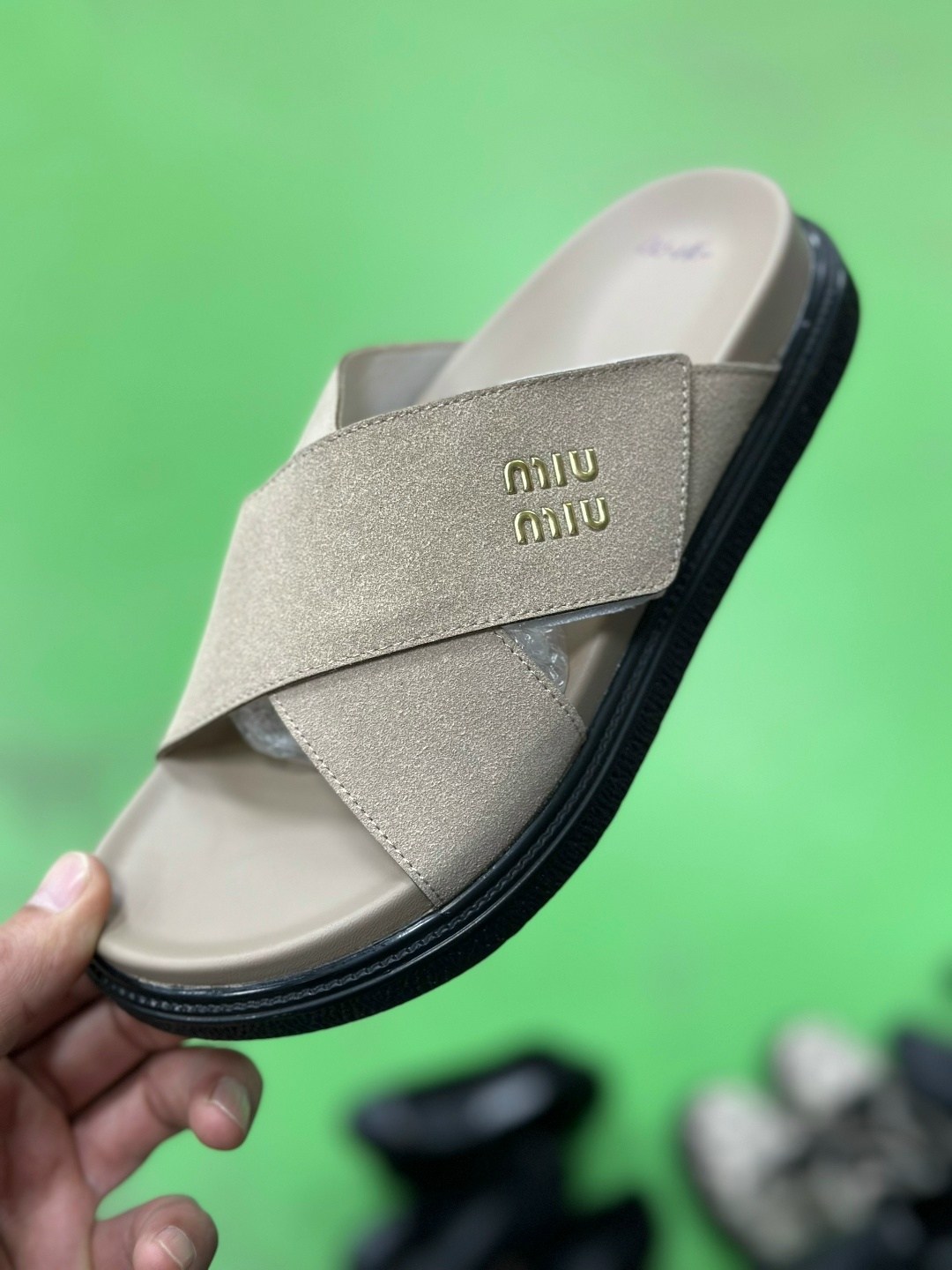 ,шлепанцы женские,женские шлепки, женская,женские босоножки