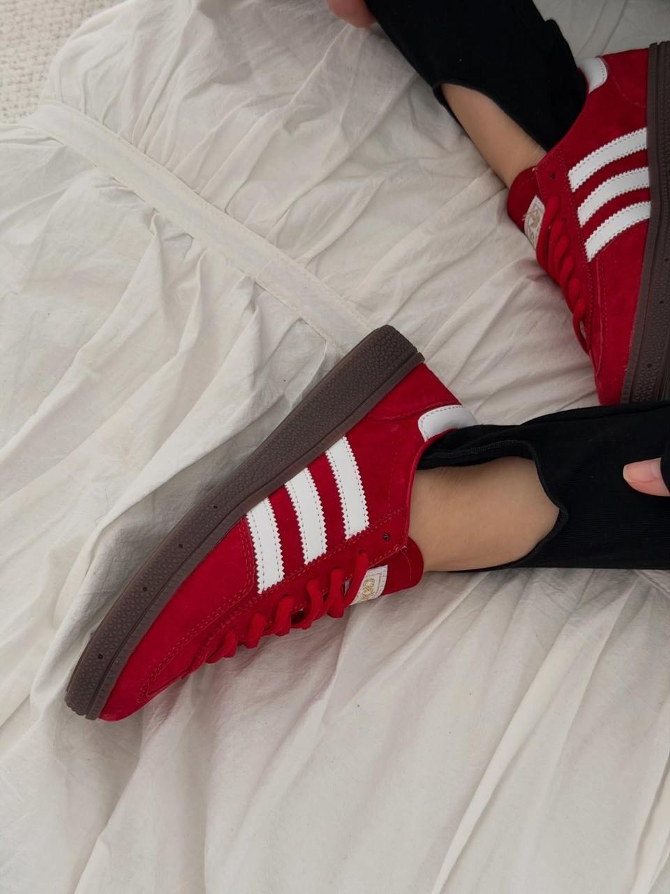 кроссовки adidas spezial,adidas red scarlet gum munchen,,кроссовки adidas,adidas originals handball spezial