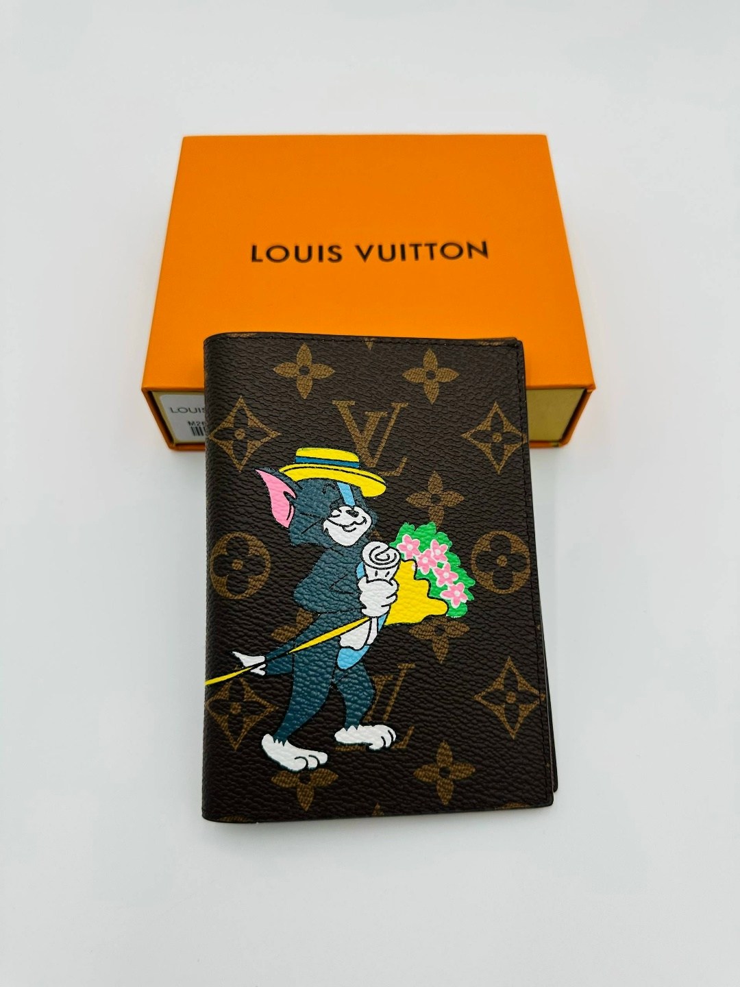 обложка для паспорта louis vuitton,louis vuitton кошелек,кошелек луи виттон,модный кошелек,женские кошельки