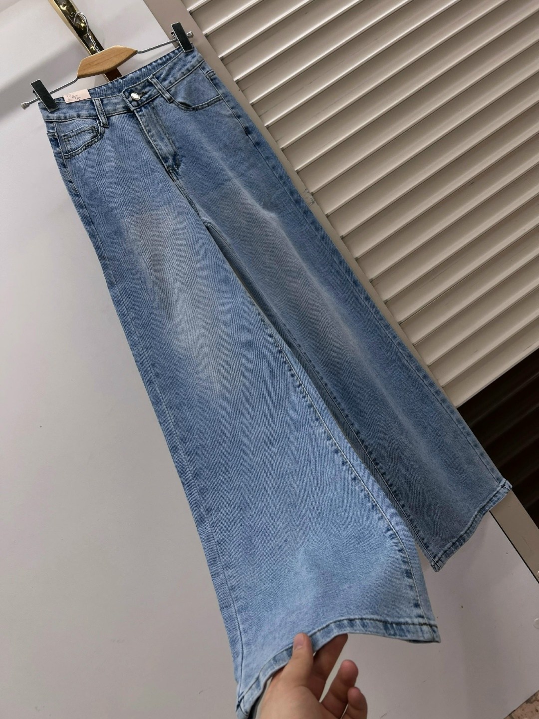 женские джинсы,модные джинсы,джинсы широкие,джинсы,джинсы женские широкие